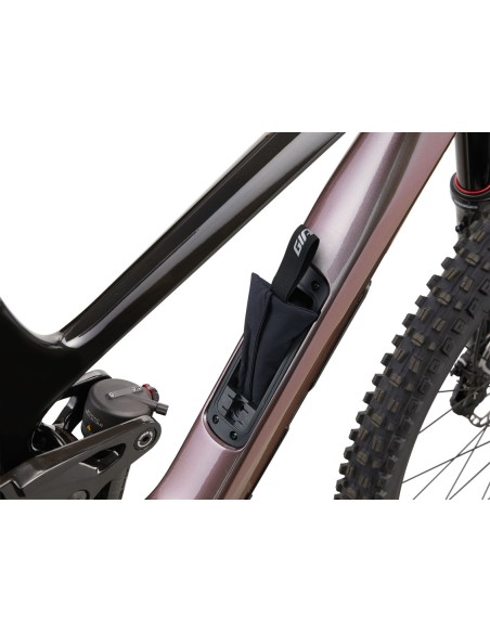 Giant Reign Advanced Pro 2 2023 | Enduro Bike in Carbonio per Massime Prestazioni