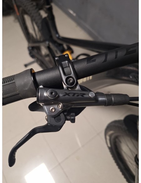 Giant Reign E + 2 MX Pro