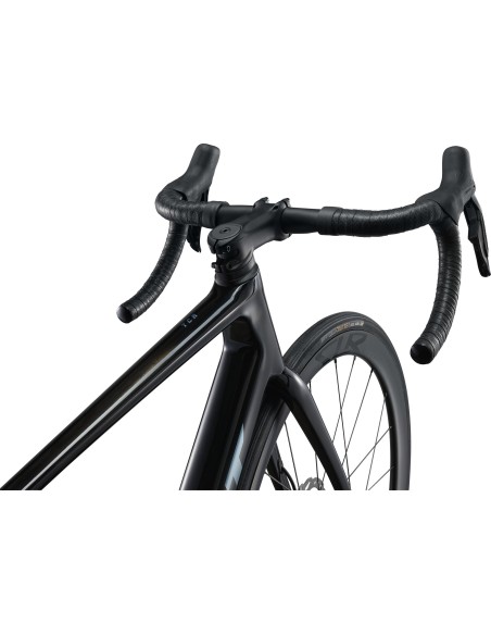 GIANT TCR ADVANCED PRO 1 DI2 2025